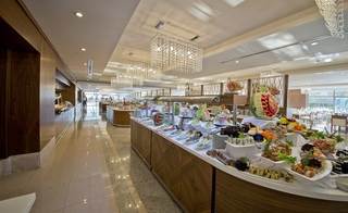 Hotel Tui Day And Night Connected Club Life Belek